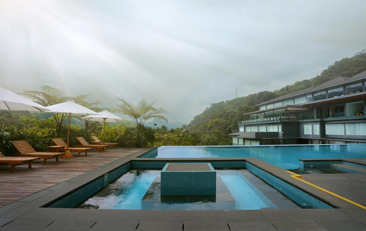 Forest Hills Hotel Soreang 外观 照片